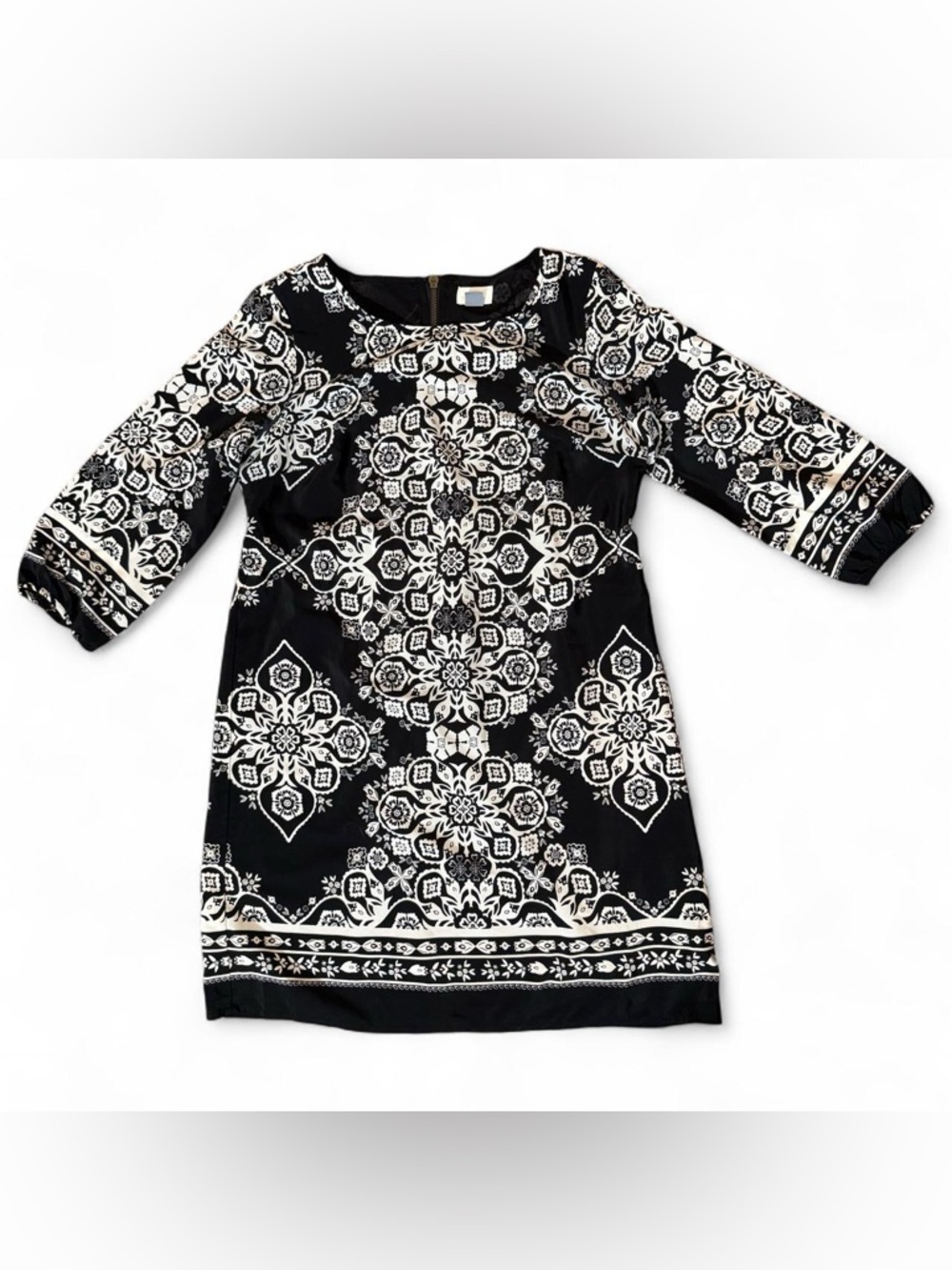 Old Navy Black & White Floral Medallion Shift Dress Size Small